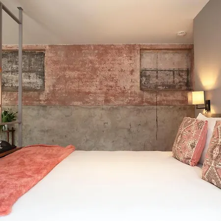 Adelaerthoeve Logies & Ontbijt 4*