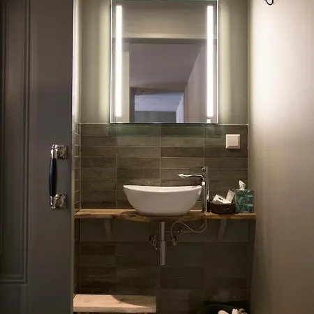 Adelaerthoeve Logies & Ontbijt