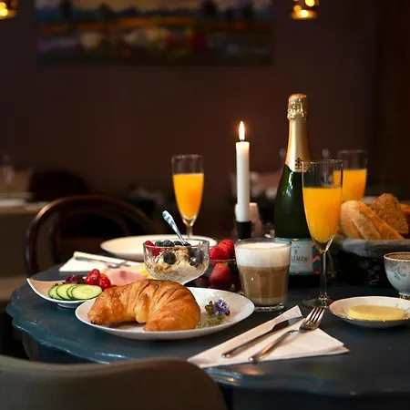 Adelaerthoeve Logies & Ontbijt Couette-café