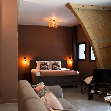 Adelaerthoeve Logies & Ontbijt Bed & Breakfast 3*
