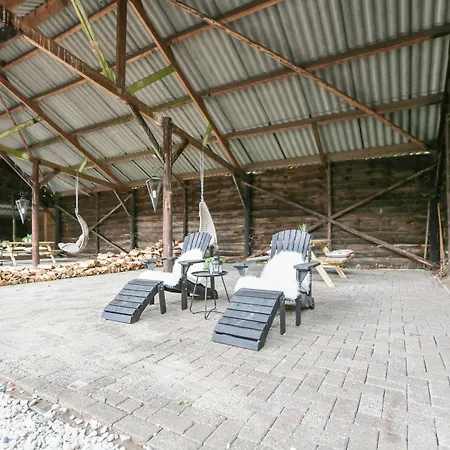 Couette-café Adelaerthoeve Logies & Ontbijt 4*