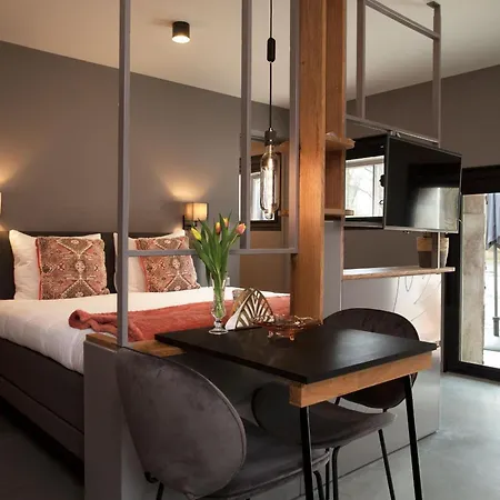 Adelaerthoeve Logies & Ontbijt 住宿加早餐酒店