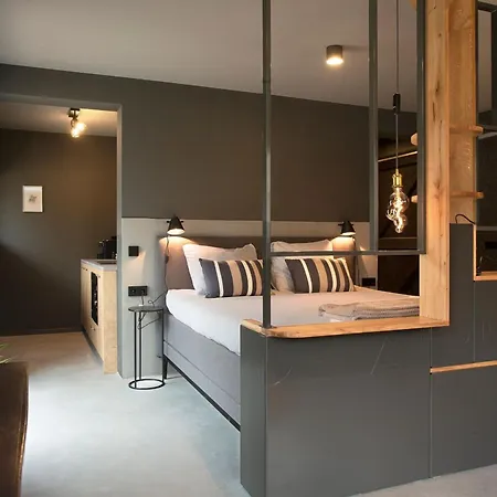 Adelaerthoeve Logies & Ontbijt Bed & Breakfast 4*