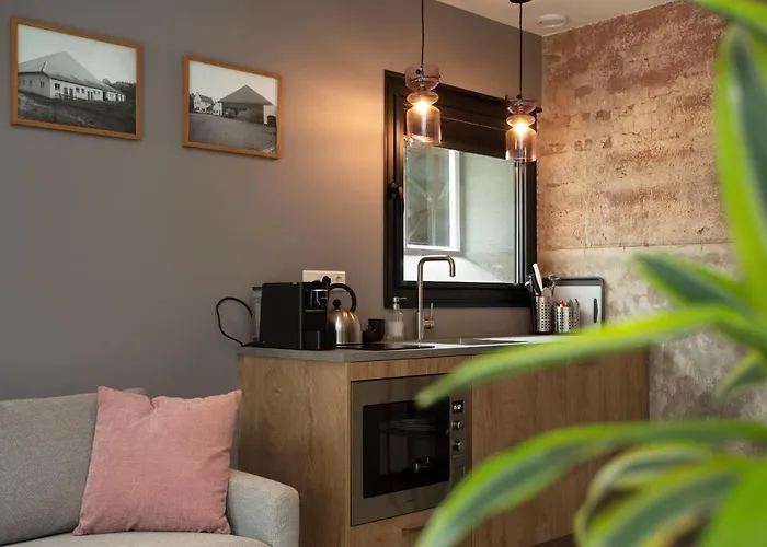 Adelaerthoeve Logies & Ontbijt 4*